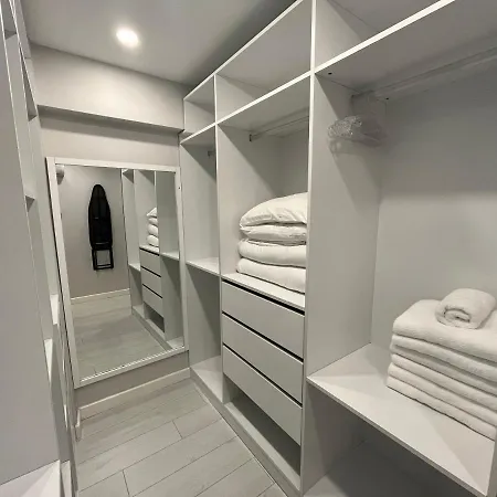 Istanbul Apartments *